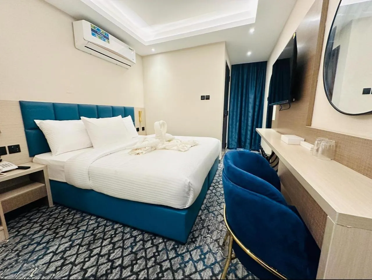 Sky View Hotel دبي 0*,